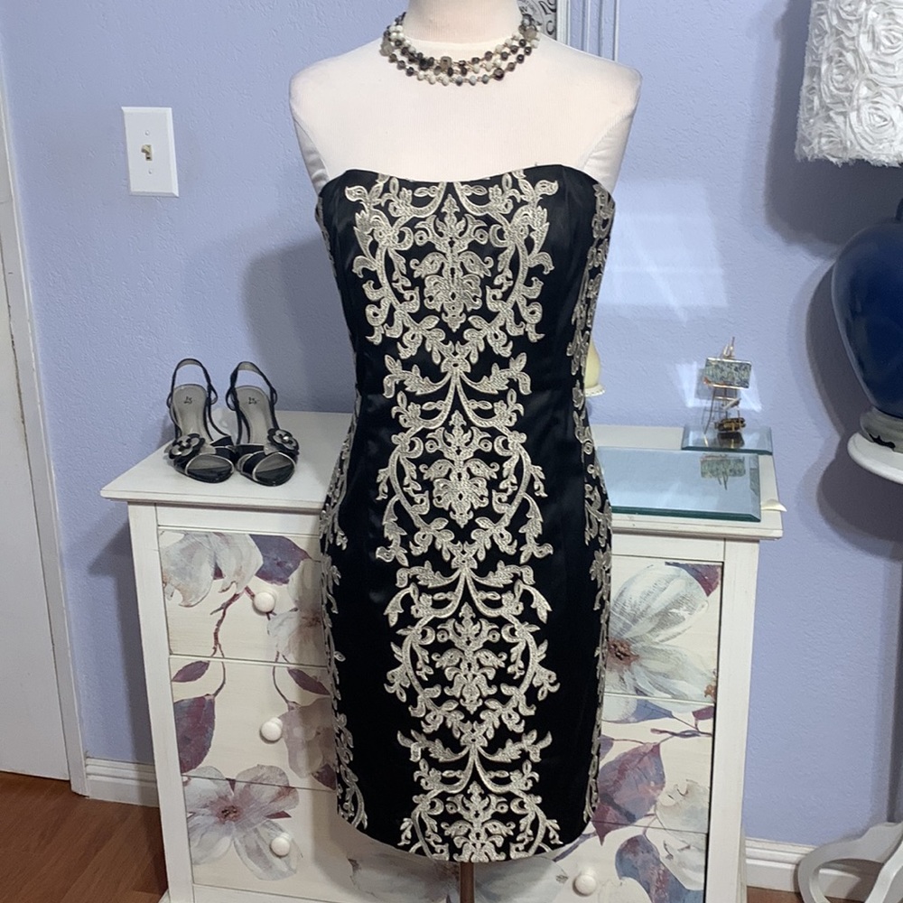 WHBM Embroidered Strapless Dress